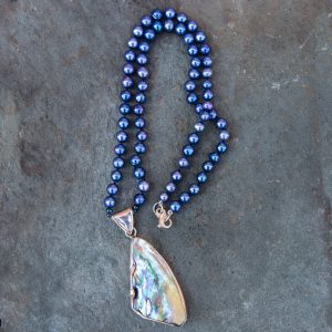 abalone-pearl-necklace