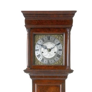 ELEGANT 17th-CENTURY STYLE WALNUT MINIATURE LONGCASE CLOCK